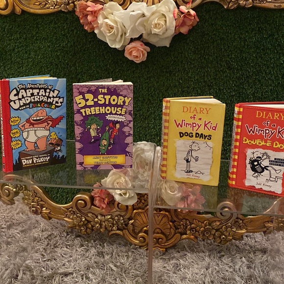 Kid book bundle - Picture 1 of 5